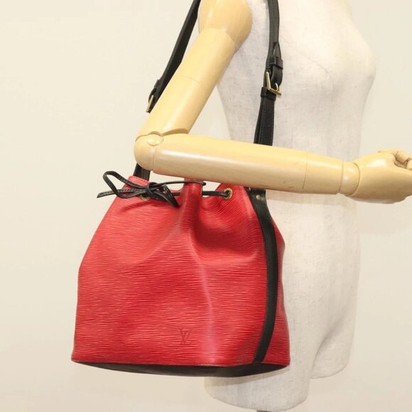 LOUIS VUITTON Epi Petit Noe Shoulder Bag Bicolor Black Red - Picture 1 of 16